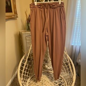 Women’s Lululemon Mauve/Pink Joggers